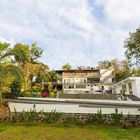 The Blossom Resort - Чикмагалур Экстерьер фото