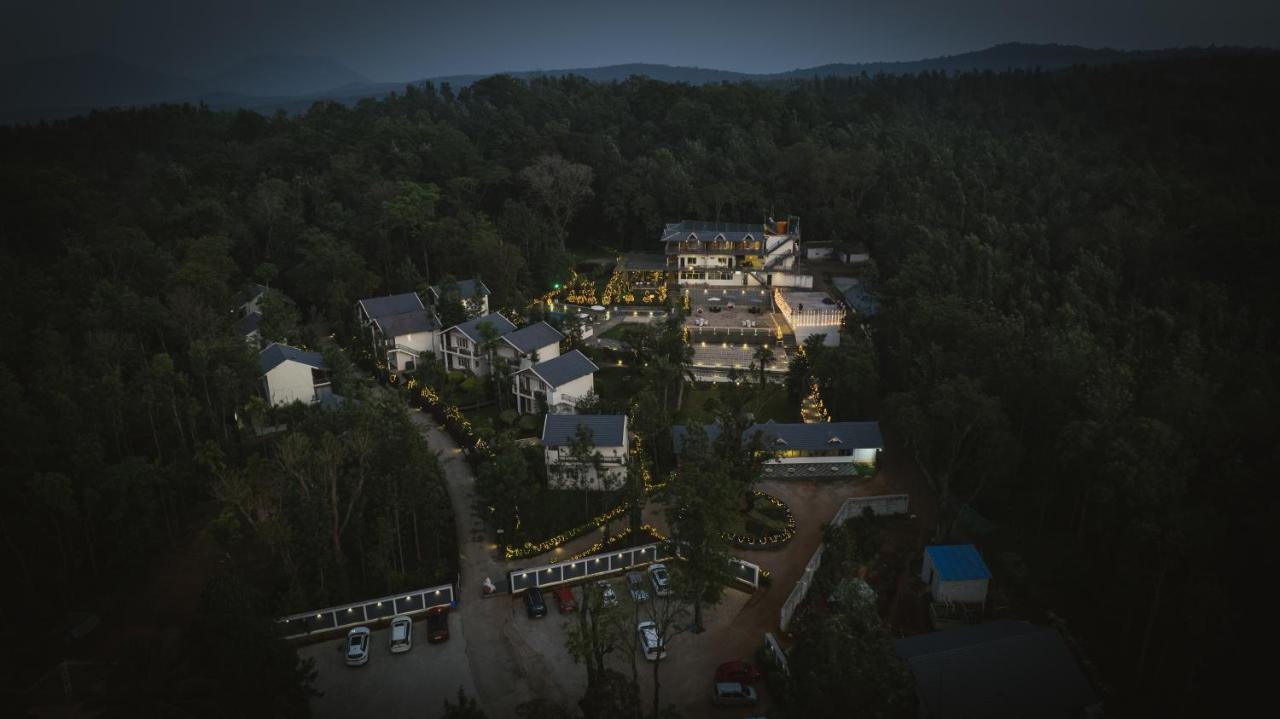 The Blossom Resort - Чикмагалур Экстерьер фото